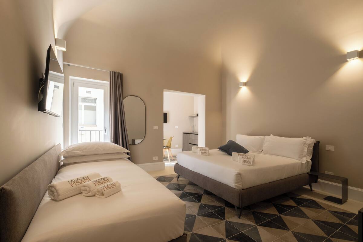 Blackout curtains, soundproofing, iron/ironing board, free WiFi