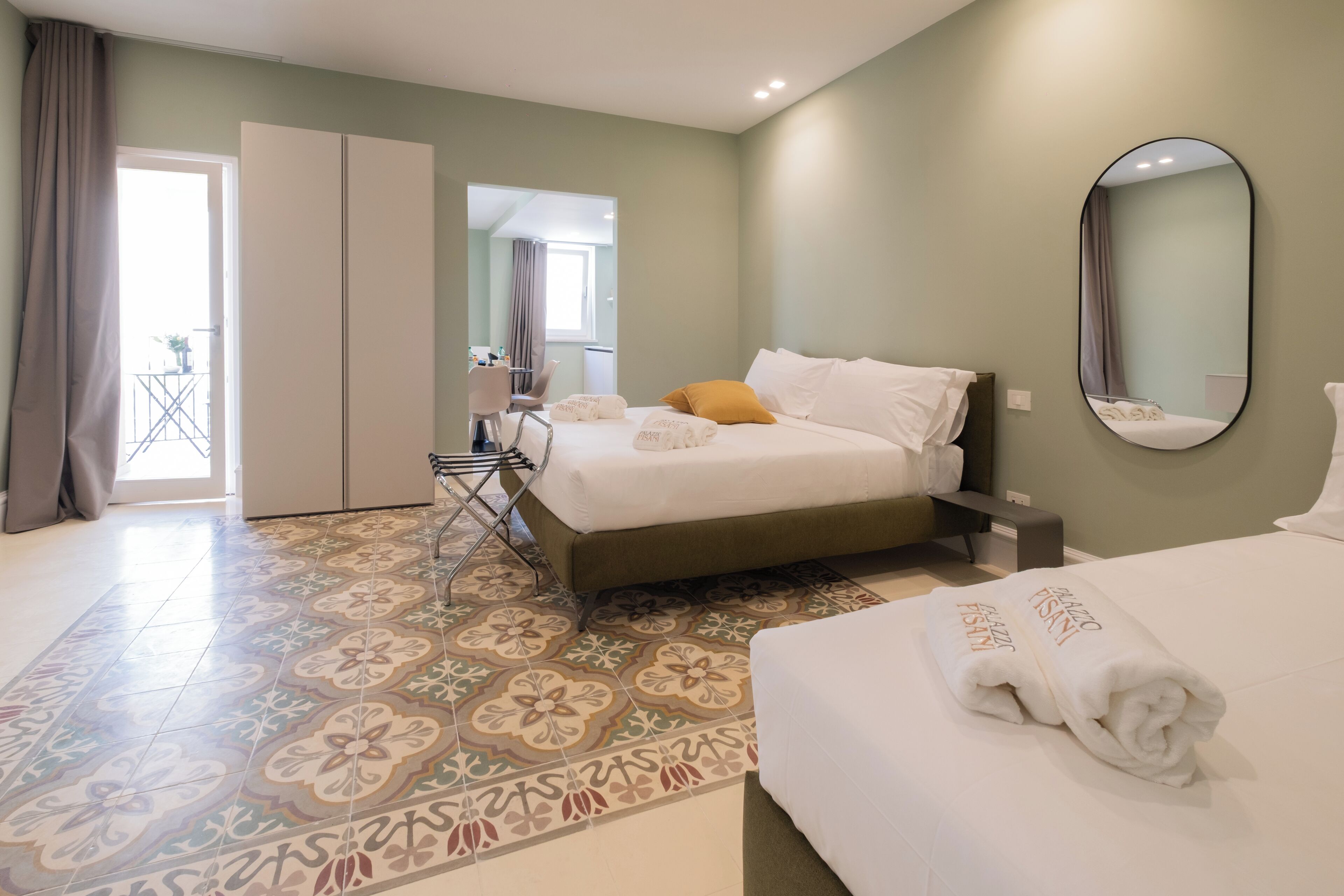 Blackout curtains, soundproofing, iron/ironing board, free WiFi