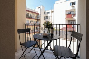 Appartamento Luxury, balcone, vista cortile | Balcone