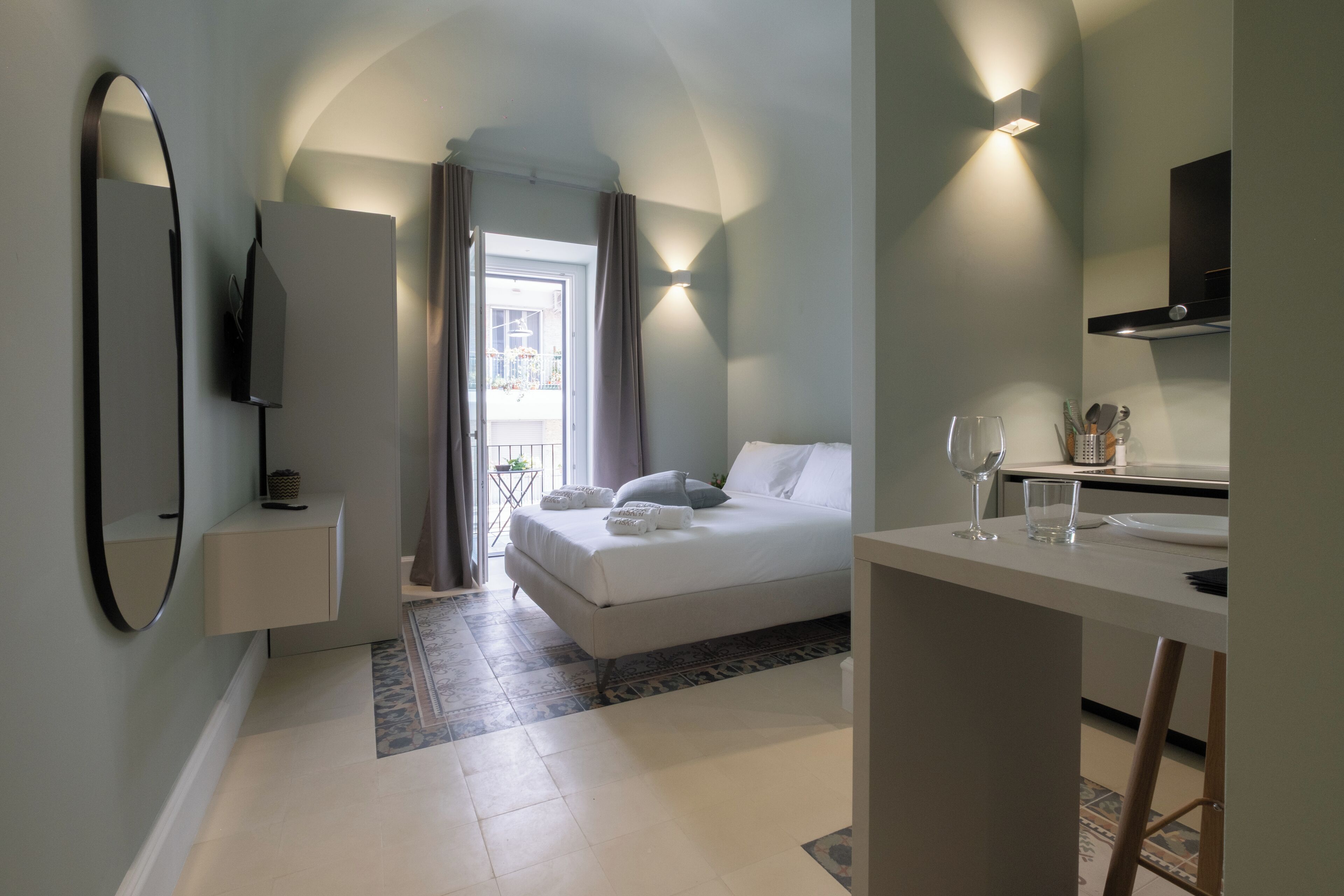 Blackout curtains, soundproofing, iron/ironing board, free WiFi