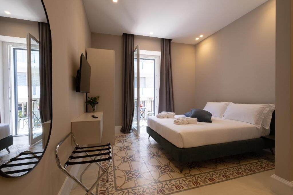 Apartamento luxo, sacada, vista para a cidade | Cortinas blackout, quartos à prova de som, ferros/tábuas de passar roupa