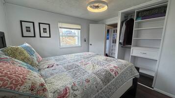2 bedrooms, free WiFi, bed sheets