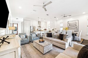 TV, offices - Multi Level 30A Home — En Suite Bedrooms, Pool Access, & Walk to Rosemary Beach (Seacrest Beach)