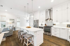 Fridge, microwave, oven, stovetop - Multi Level 30A Home — En Suite Bedrooms, Pool Access, & Walk to Rosemary Beach (Seacrest Beach)