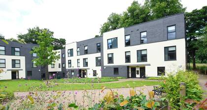 Alexander Court Townhouses