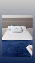 Habitación con 1 cama doble o 2 individuales | Escritorio, espacio para trabajar con un portátil, wifi gratis