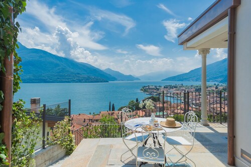 Villa Donatella Lake Como Infinity Pool