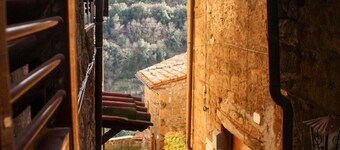 Pitigliano Historic Center