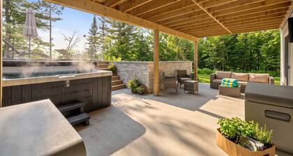 Private Pool, Spa, Pool Table | Chalet Houefifa