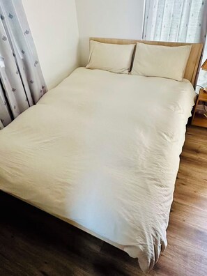 3 bedrooms, iron/ironing board, WiFi, bed sheets - Spacious New 3-Bedroom Villa and Parking Central near Shinjuku Shibuya and Ginza (Toshima City)