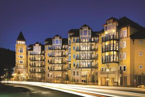 Exterior - Spacious 3-bedroom, 3.5 Bath Exclusive Ritz-Carlton Resort in gorgeous Vail (Vail)