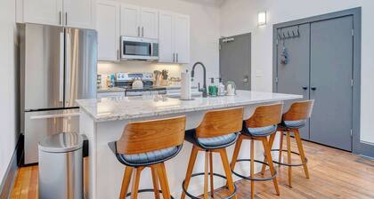 Stay Roanoke | Marigold Loft | Sunlit Luxury