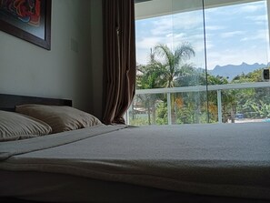 3 habitaciones, tabla de planchar con plancha y wifi gratis 