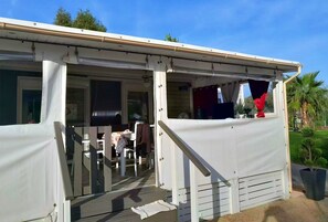 Property grounds - Mobile home 36 m² - 2 bedrooms - Saint-Aygulf (Fréjus) (Fréjus)