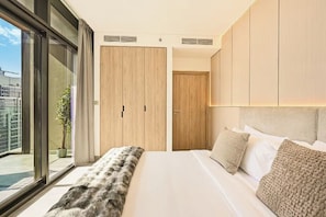 1 slaapkamer, een strijkplank/strijkijzer, wifi, beddengoed