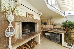 Property grounds - Holiday Home Tranquilla with heated pool (Blato)