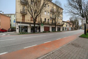 Exterior - Spacious Apartment for 6 near Venice with Parking and Wi-Fi (Venezia)