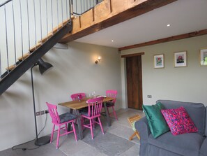 Interior - The Hayloft-A peaceful dog friendly retreat with secure garden & orchard views. (Bridgwater)