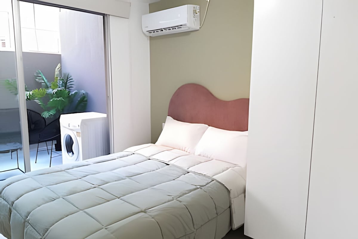 In-room safe, blackout curtains, free WiFi