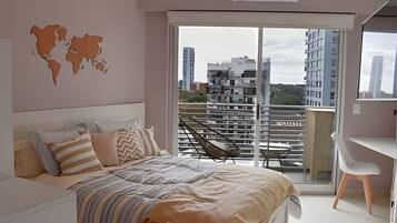 Apartment | Peti besi dalam bilik, langsir/tirai gelap terus, Wi-fi percuma