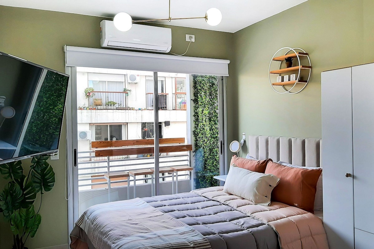 In-room safe, blackout curtains, free WiFi