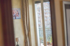 Interior - Cipro apartment near Vatican and metro stop (Roma)
