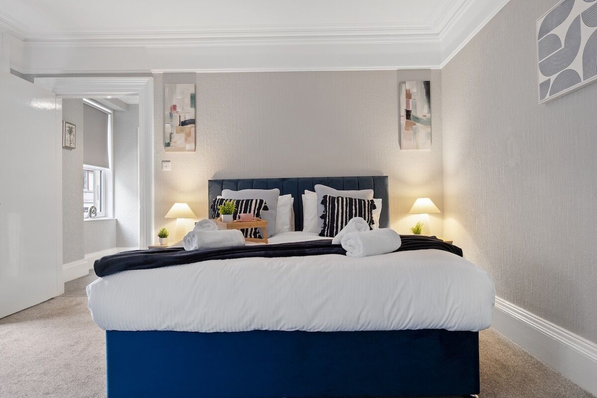 4 Schlafzimmer, Bügeleisen/Bügelbrett, kostenloses WLAN, Bettwäsche