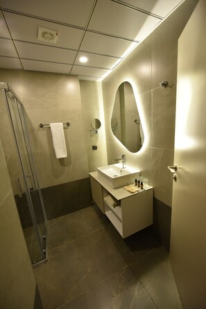Deluxe Single Room | Bathroom - ANEMON GRAND ŞANLIURFA (HALİLİYE)
