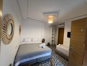 Laptop workspace, free WiFi - RIAD HOUCINE (MARRAKECH)