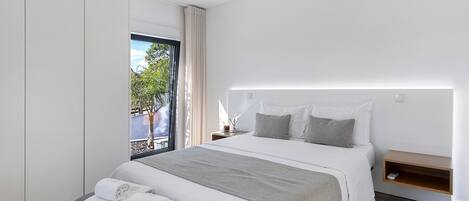 2 chambres, fer et planche Ă repasser, Wi-Fi, draps fournis