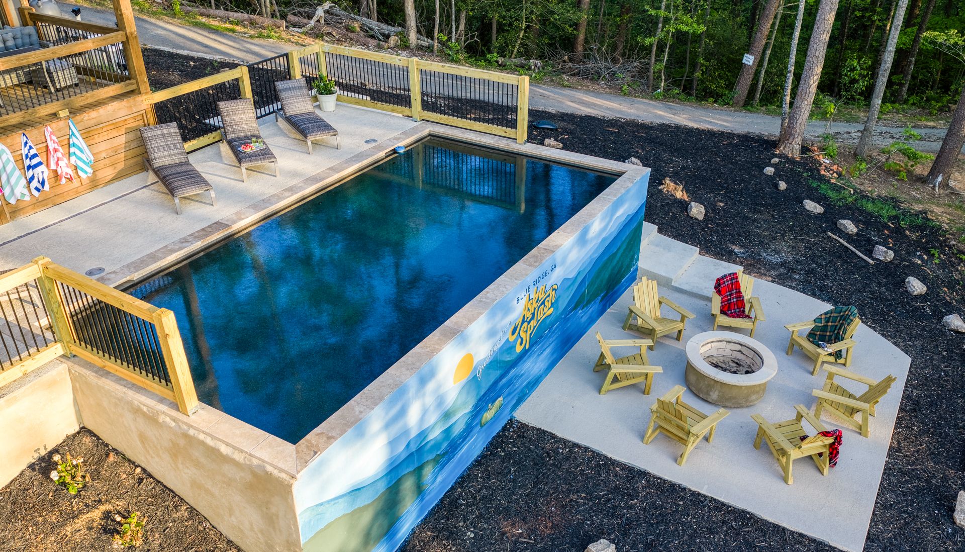 The outdoor experience at Aska Splash is designed for making memories. Take a dip in the heated pool, gather around the fire pit, lounge poolside, and enjoy the fresh mountain air. Whether you're visiting for adventure or relaxation, this space quickly bec