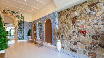 Apartamento básico | Saguão