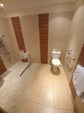 Comfort Room, Garden View | Bathroom - Le motel st Martin (Verneuil d'Avre et d'Iton)