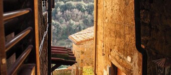 Pitigliano Historic Center
