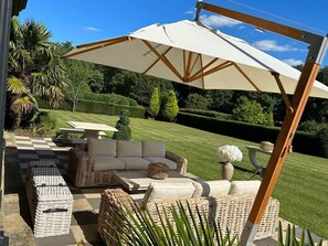 Luokittelematon kuva, 3 kautta 36, painike