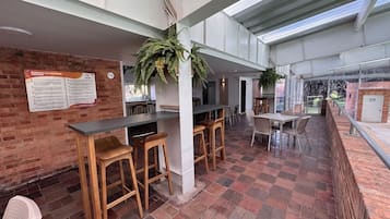 Poolside bar