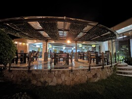 Desayuno buffet incluido todos los días 