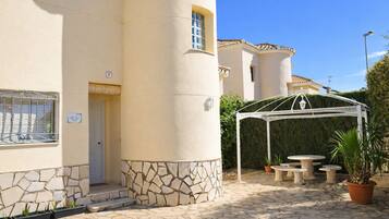 House | 3 bedrooms