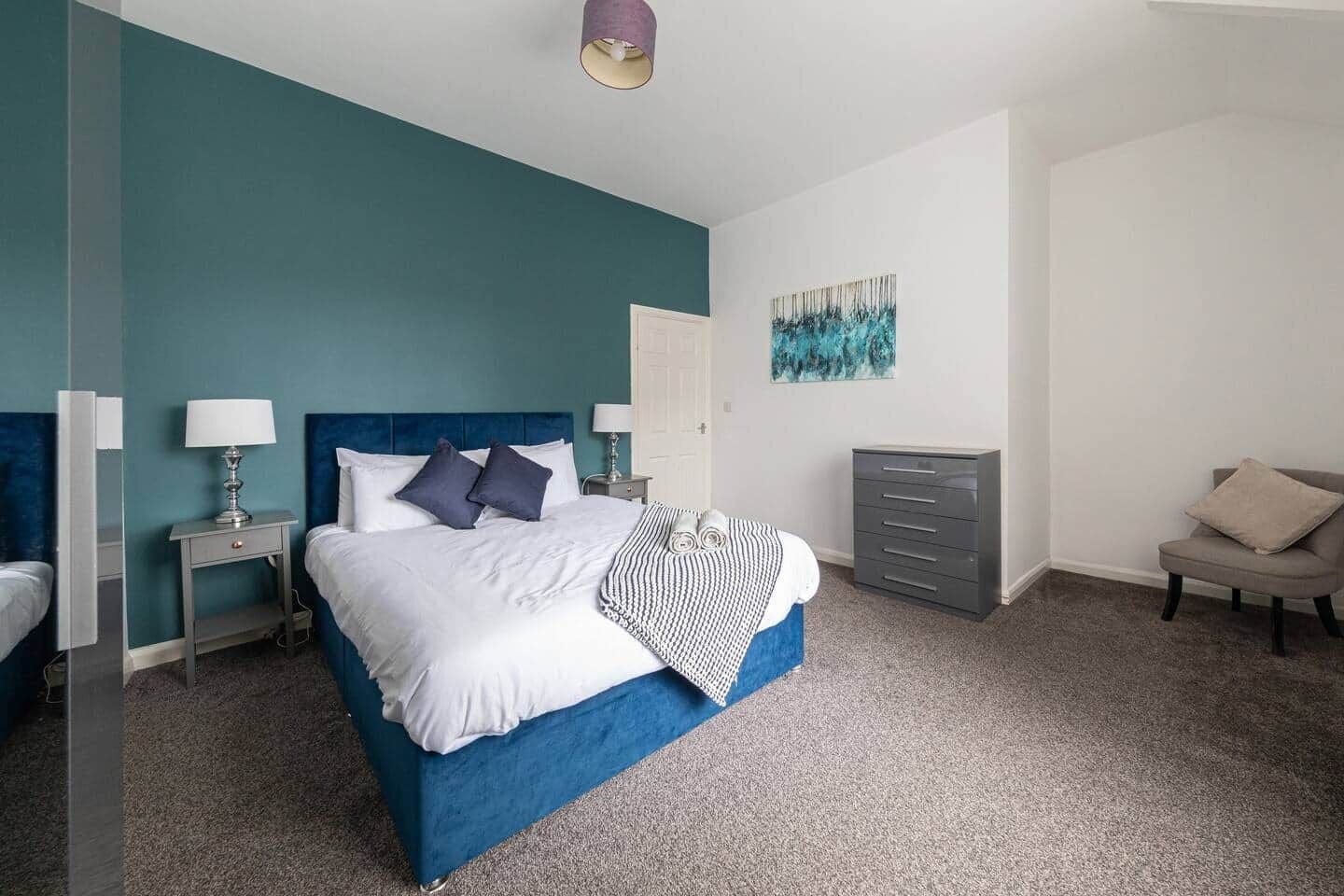 Strygejern/strygebræt, Wi-Fi, sengetøj