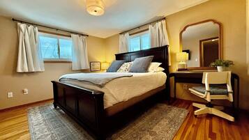 2 soverom, strykejern/-brett, wi-fi og sengetøy