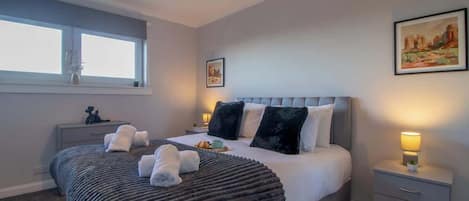 3 habitaciones, tabla de planchar con plancha y wifi gratis