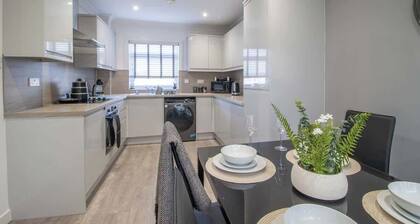 Catriona House - 3 Bedroom house in Motherwell