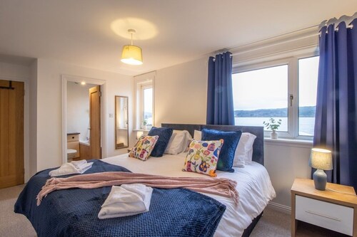 Lynwood - 4 Bedroom House with Views of Loch Gilp