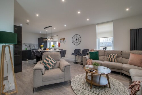 William Wallace View - 5 Bedrooms in Stirling