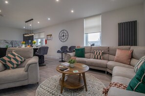 Interior - William Wallace View - 5 Bedrooms in Stirling (Stirling)