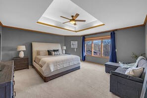 6 habitaciones, tabla de planchar con plancha, wifi y ropa de cama 