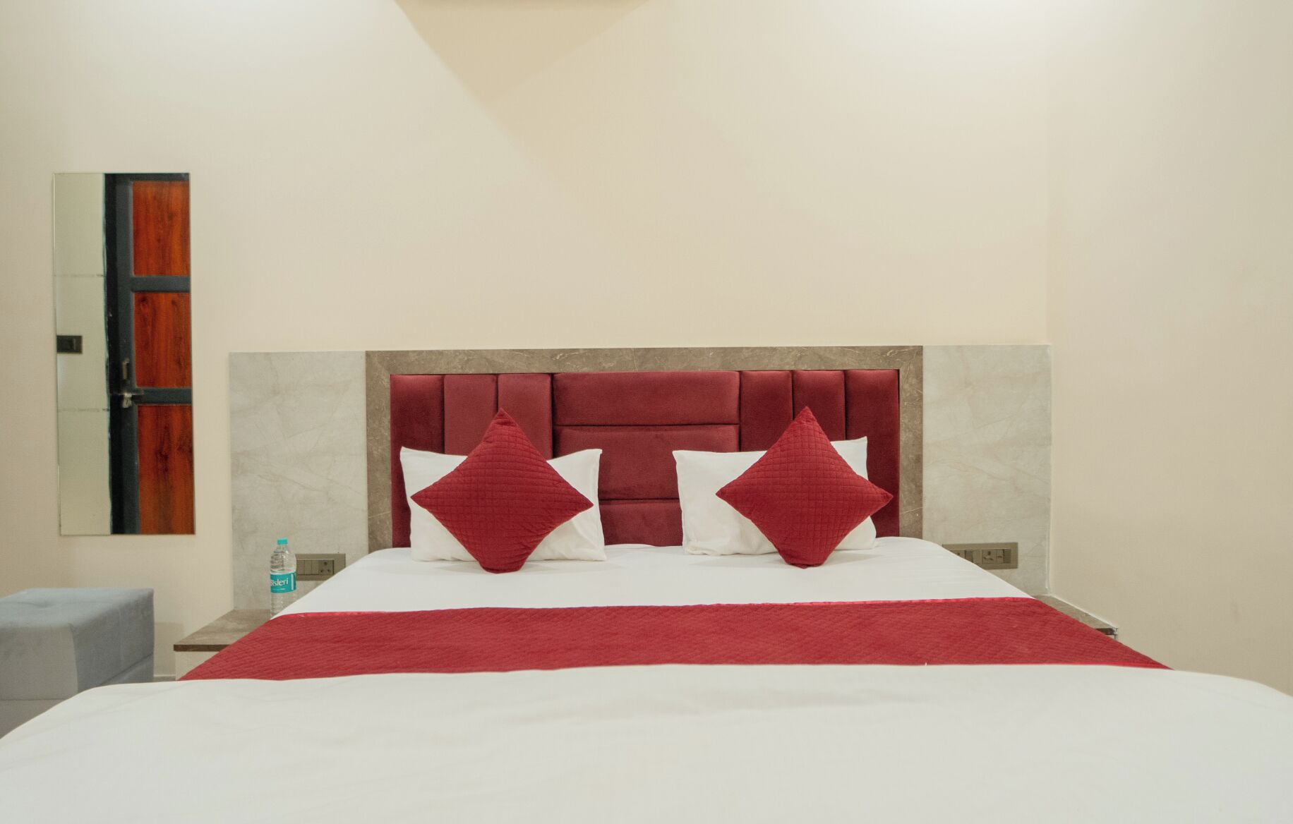 Deluxe Double Room, City View | Desk, free WiFi