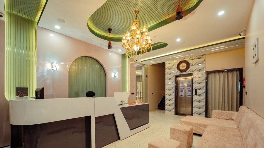 Hotel Galaxy 700