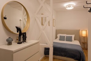 2 habitaciones, tabla de planchar con plancha, internet y ropa de cama 