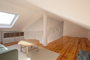 Interior - Belém Loft Retreat – Mezzanine and Terrace (Lisbon)